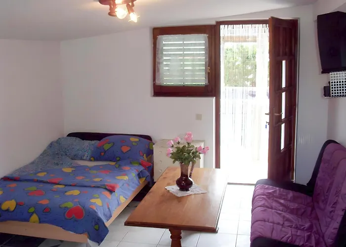 Appartement Tuka Near The